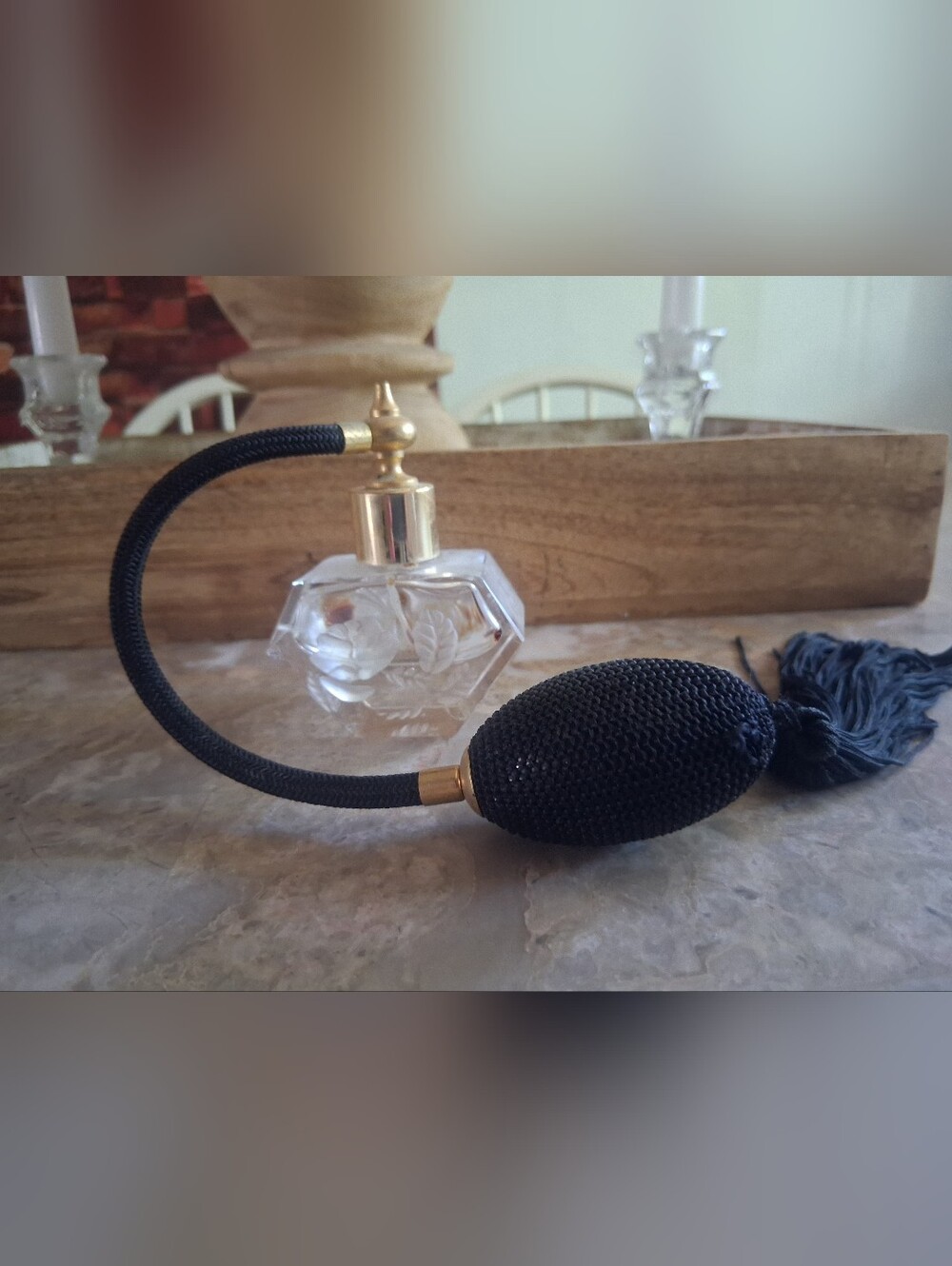 Black and Gold Vintage-Style Perfume Atomizer Pump